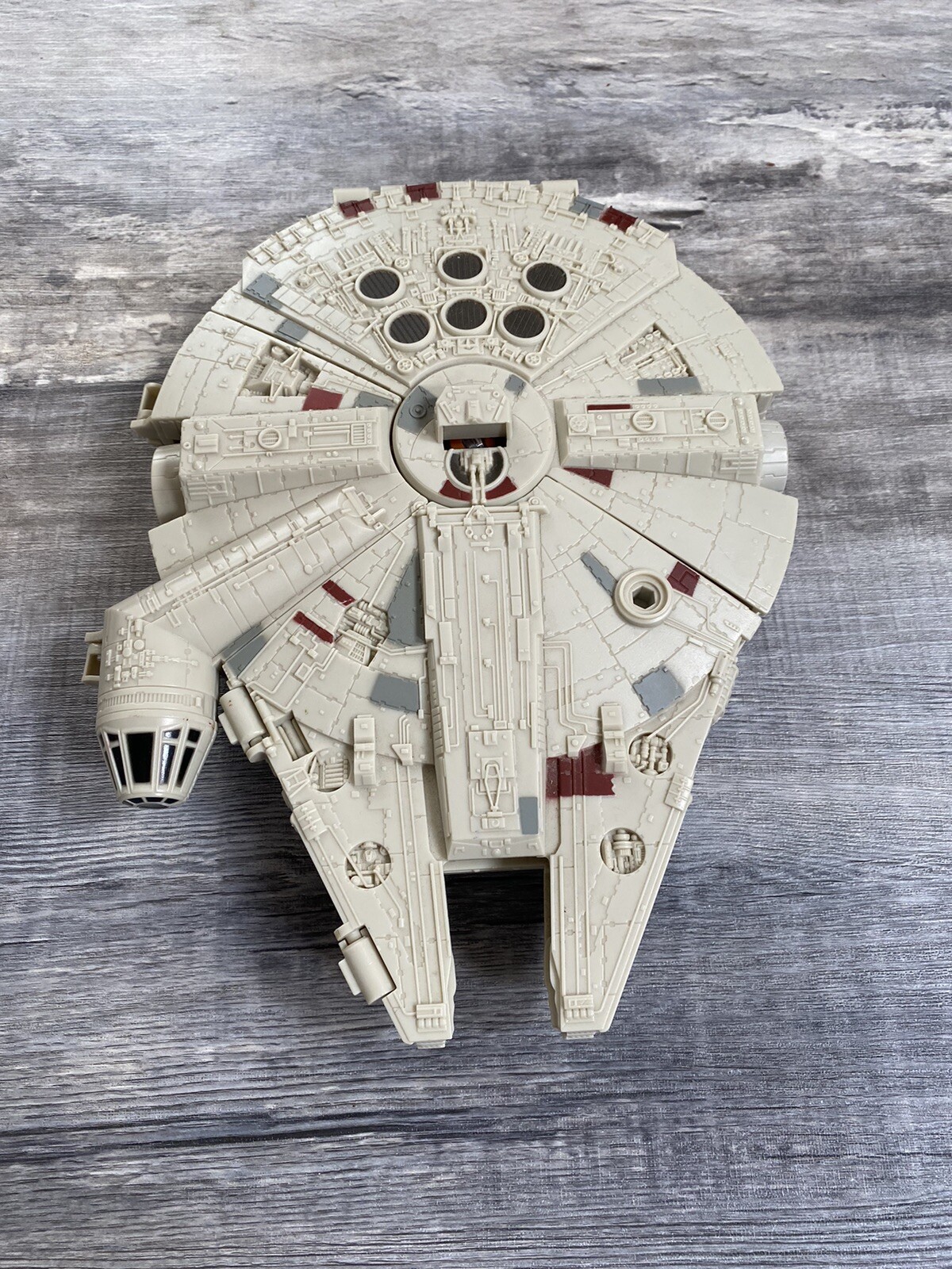 MICRO MACHINES 2015 Hasbro Star Wars Millennium Falcon Micro Machines