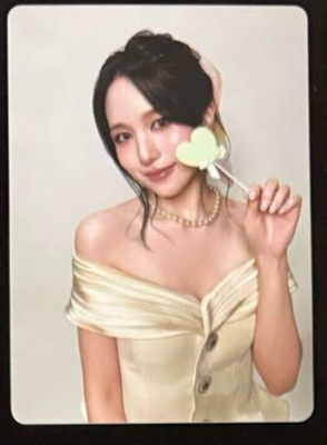 MISAMO HAUTE COUTURE JAPAN LUCKY DRAW PHOTO CARD OFFICIAL