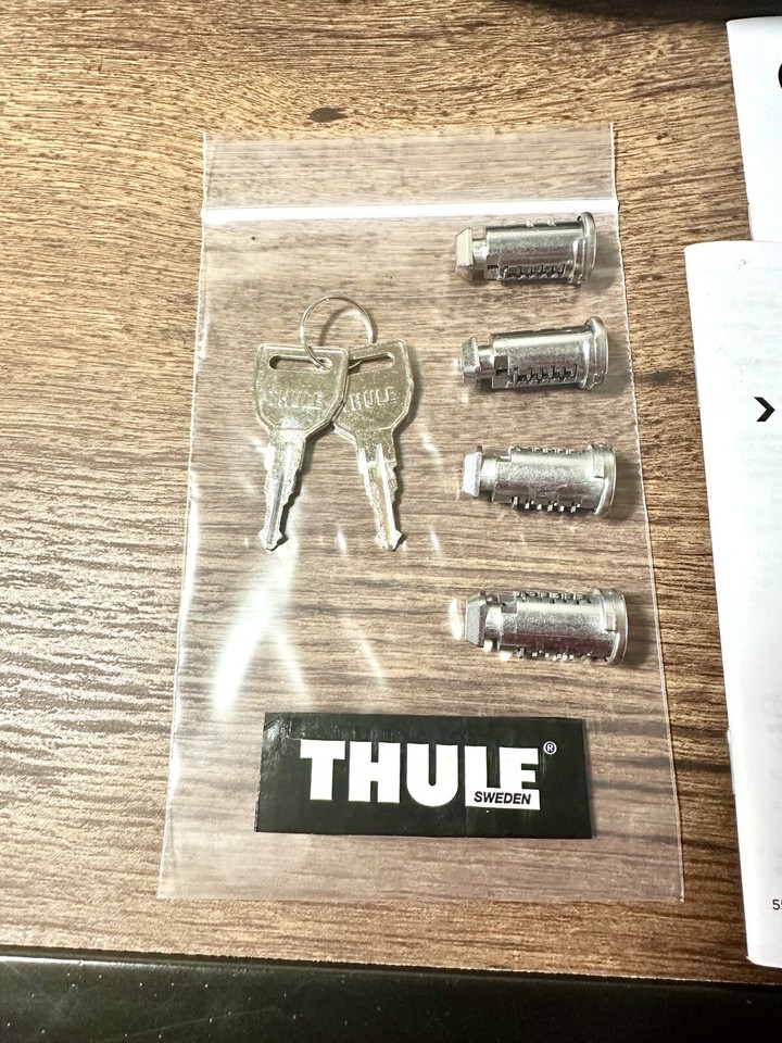 Thule Edge Fixpoint Foot Pack 720701 (New/Repackaged) + Free Thule ...