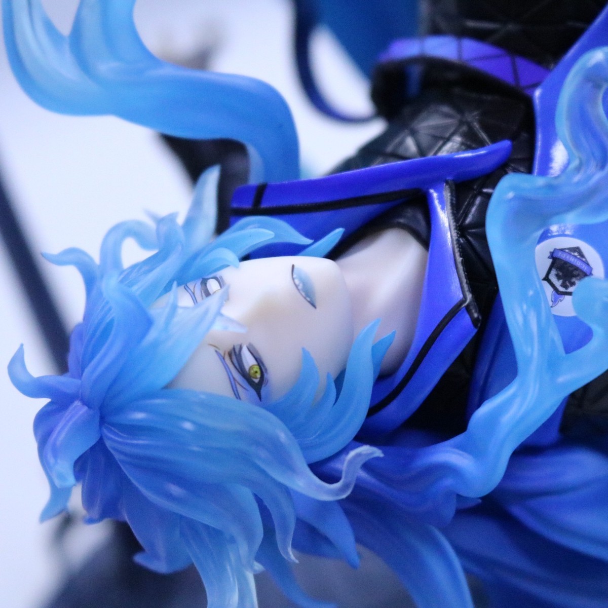 USED] ANIPLEX Disney Twisted Wonderland Idia Shroud 1/8 Scale