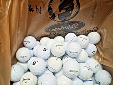 GOLF BALLS 100 count - Very Good Condition - FREE SHIPPING 