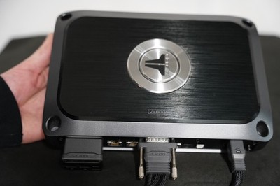 JL Audio VX600/2i 2 Kanal Class D Breitbandverstärker mit integriertem DSP, 600 W