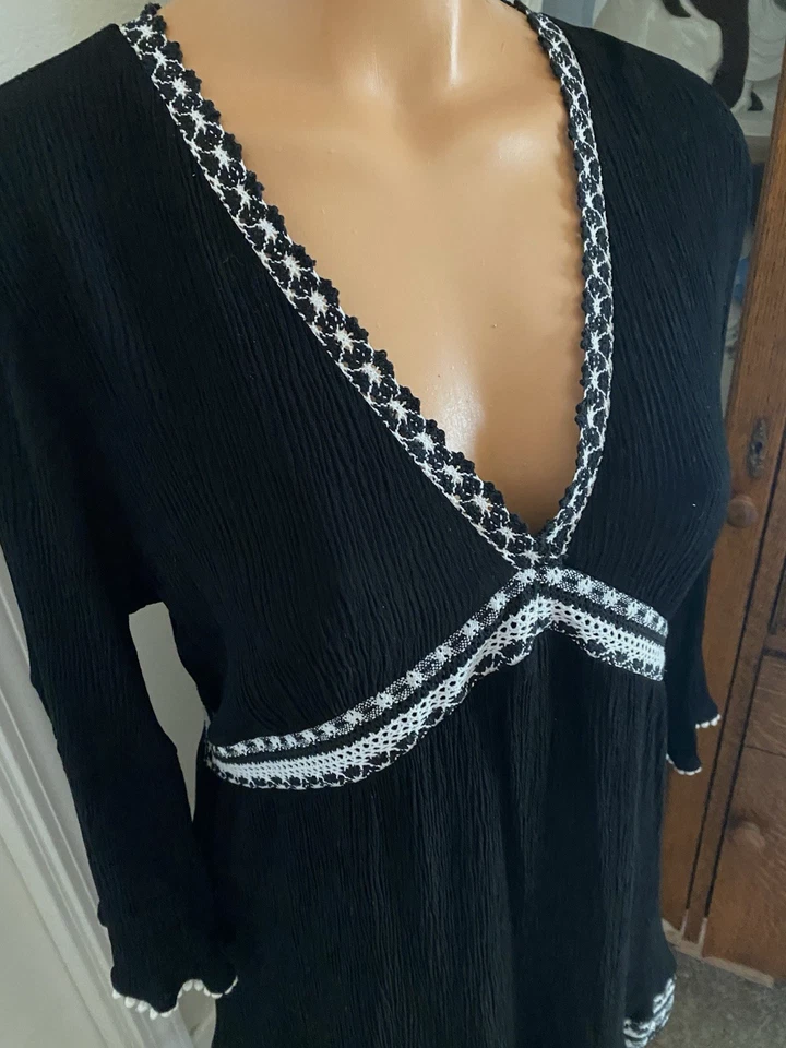 VESTIDO INC BOHEMIO NEGRO GAUZY RAYÓN CON ENCAJE FORRADO TALLA M Foto 4 de 4