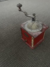Antike Peugeot Freres Kaffeemühle aus Holz mit Handkurbel 19-20 Jhd.
