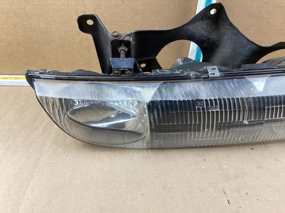 Conjunto de faros laterales de pasajero derecho Saturn serie S 1996-1999 211170 OEM Foto 2 de 4