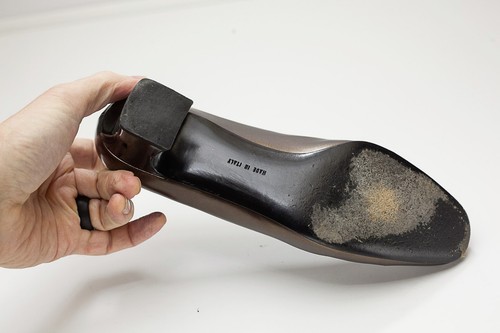 Zapatos de salón Salvatore Ferragamo 6 dorados - Imagen 6 de 12