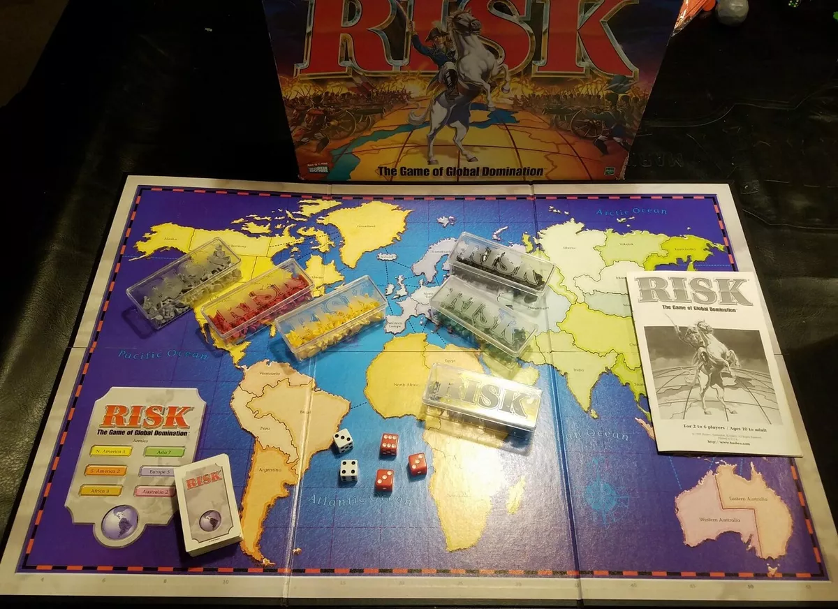 Jogo de tabuleiro de guerra RISK The World Conquest Game edição completa  1999