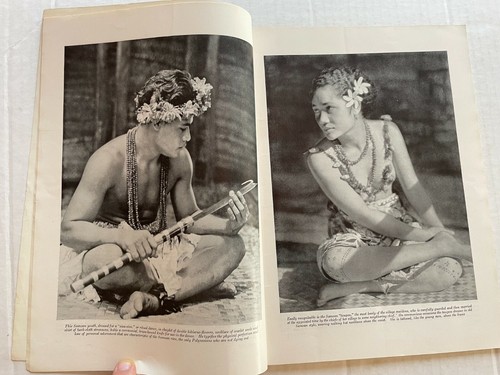 August 1925 Asia Magazine w/ Amazing Colorful Hindu Dancer on Cover - Picture 5 of 11