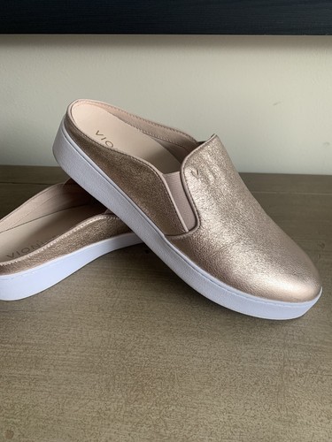 vionic women's dakota mule sneaker