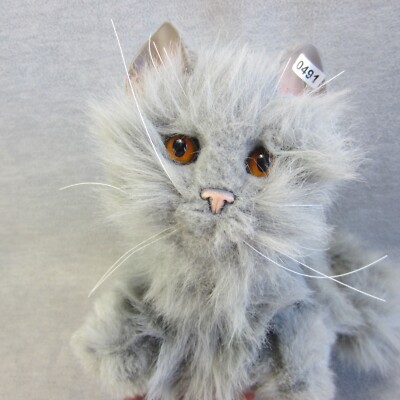 Tiger Electronics Hasbro PERSIAN Gray Realistic Kitty Cat Fluffy Meows 14inc Pet
