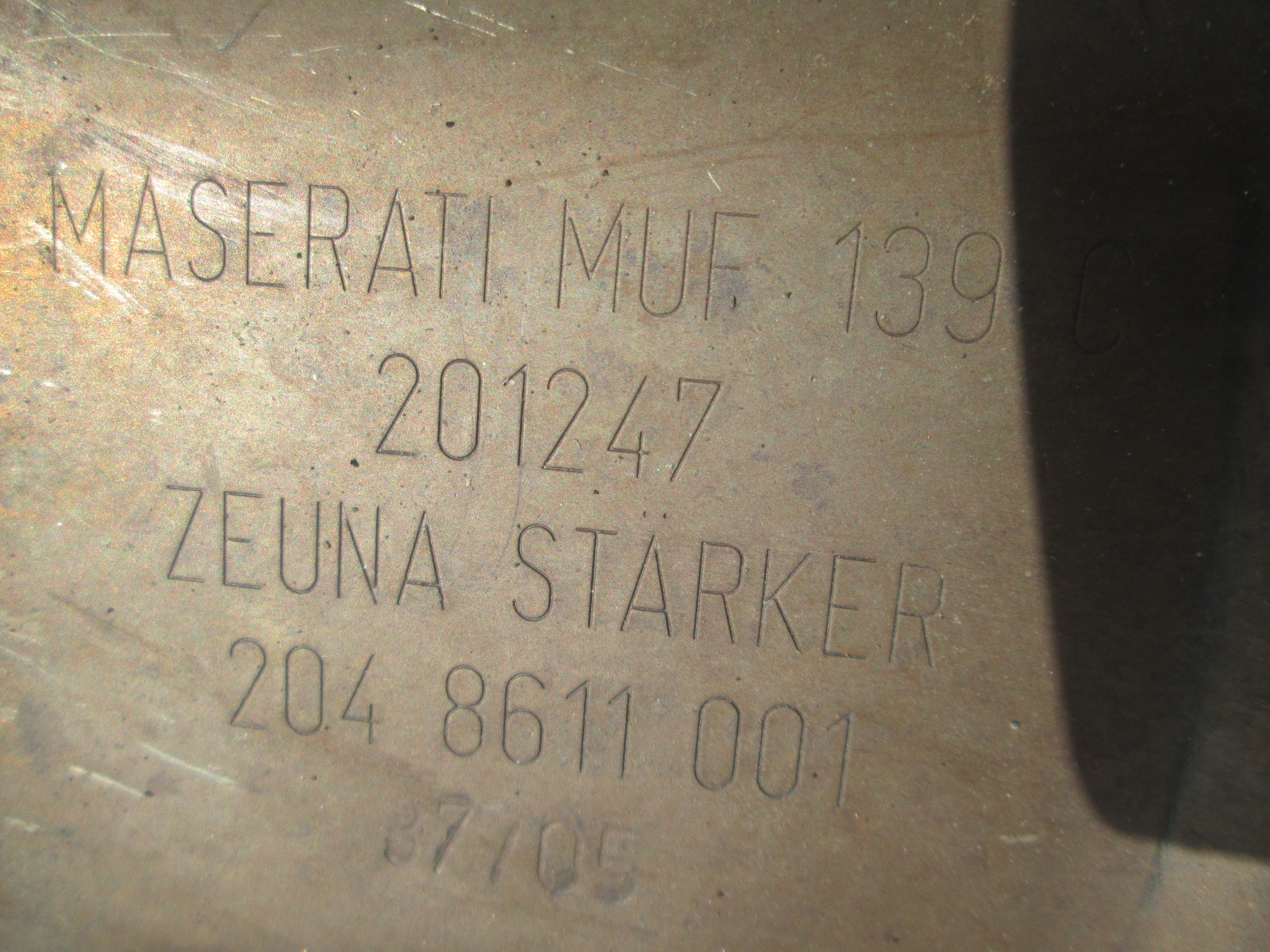 Maserati Quattroporte Center Muffler / Exhaust - USED # 201247