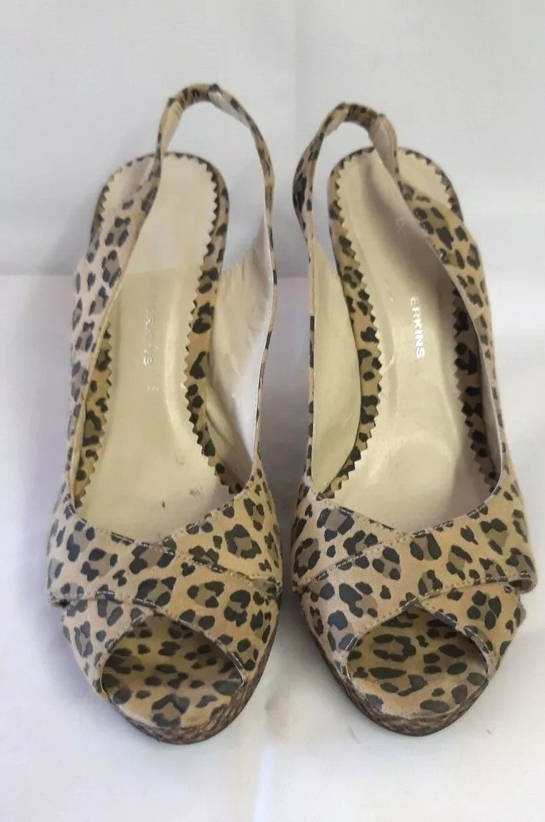 Tiger print best sale wedges