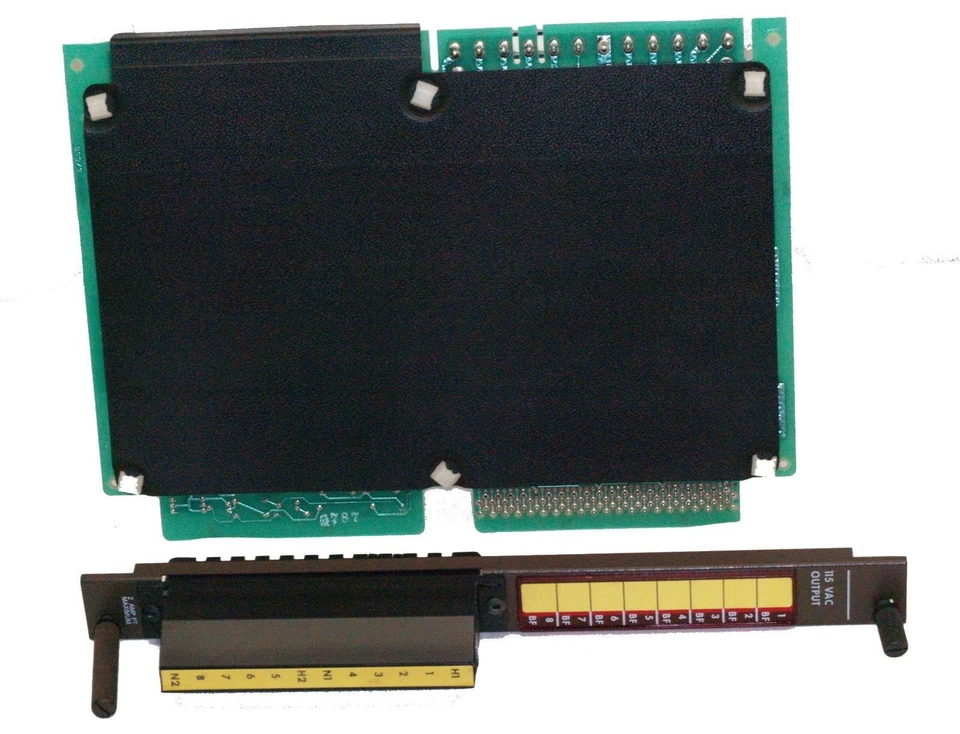  GE Fanuc IC600YB904B New Old Stock Series Six 115 VAC Output Module QTY 7  - Image 3 of 4