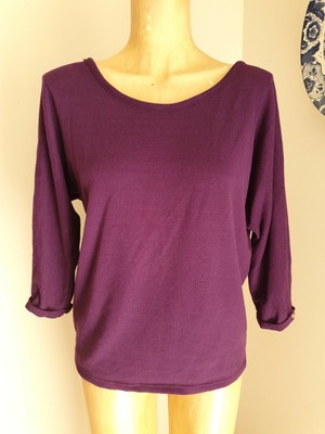 purple batwing top