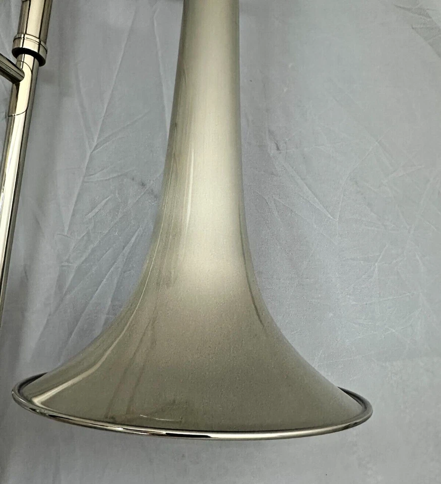 Trombón tenor Michael Rath R100N campana de plata cepillada laca afinación Foto 4 de 4