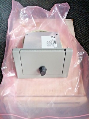 XYCOM 9000-FFK FLOPPY DISK DRIVE WITH FRONT DOOR PANEL WITH TWIST LOCK NEW!!