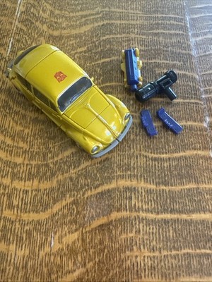 Transformers Legacy Goldbug Buzzworthy Bumblebee Creatures Collide Figure