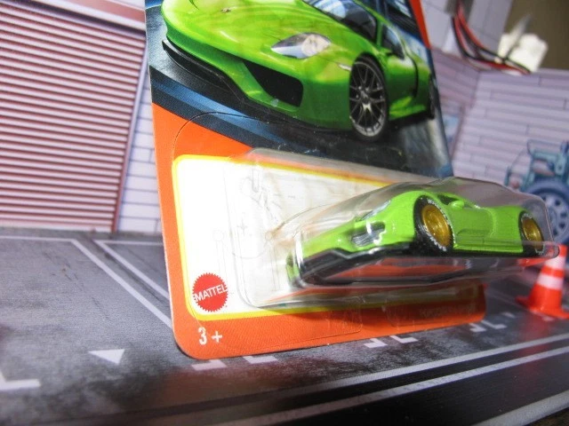 2025 Matchbox Porsche 918 Spyder 45/100, w/Real Riders Wheel Swap - Image 3 of 4
