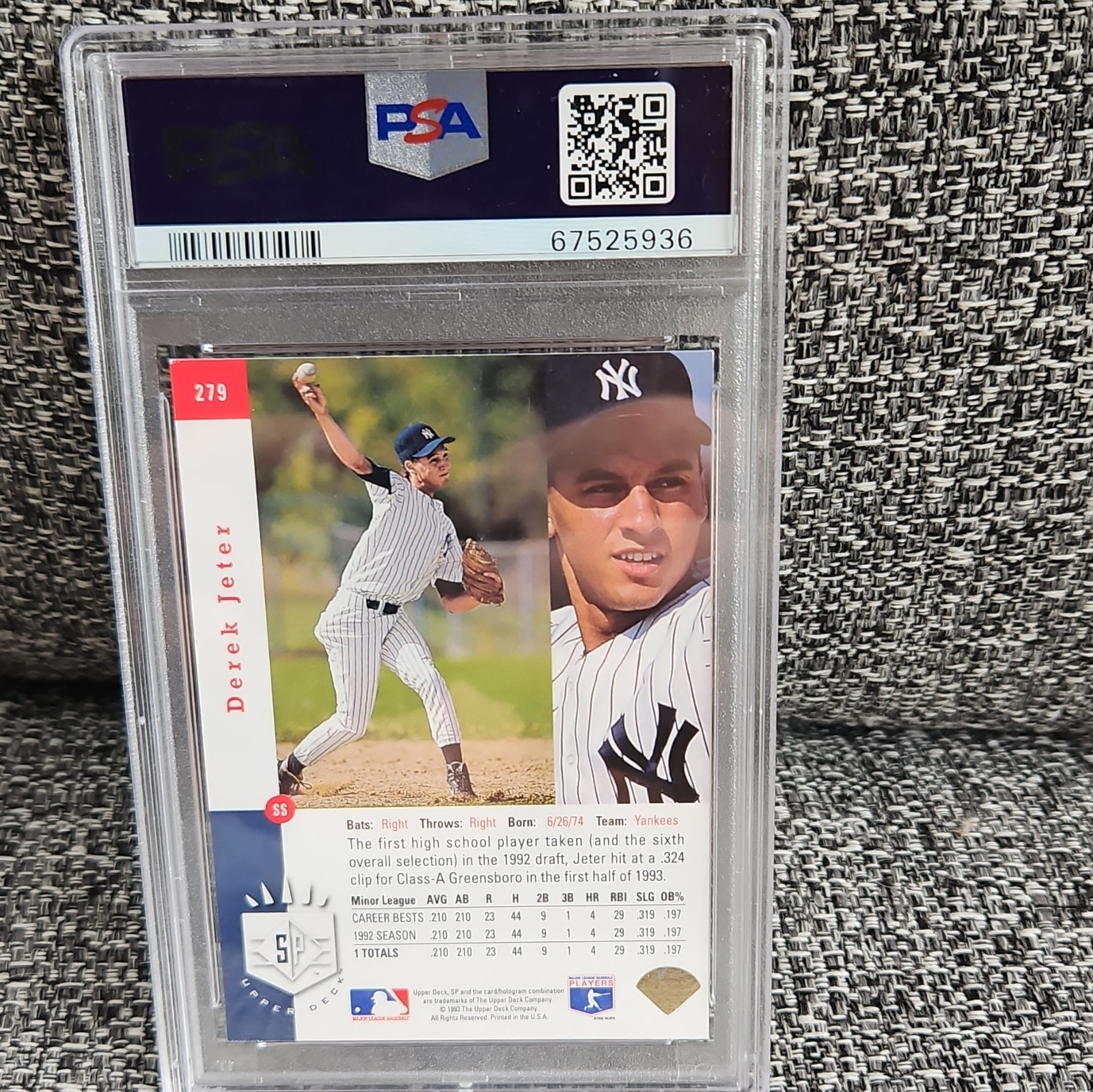 Upper Deck 1993 SP Premier Prospects Derek Jeter RC #279 PSA 6 Yankees view 2