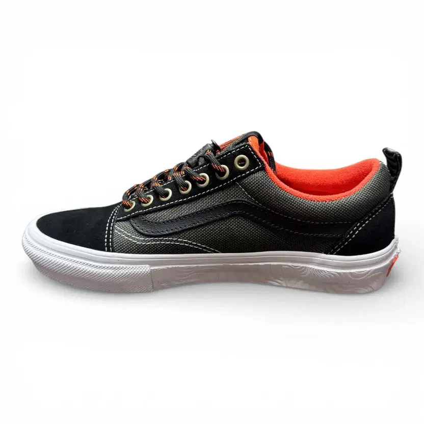 Vans x Spitfire Old Skool Skate Sneakers - Size 275 thumbnail 5