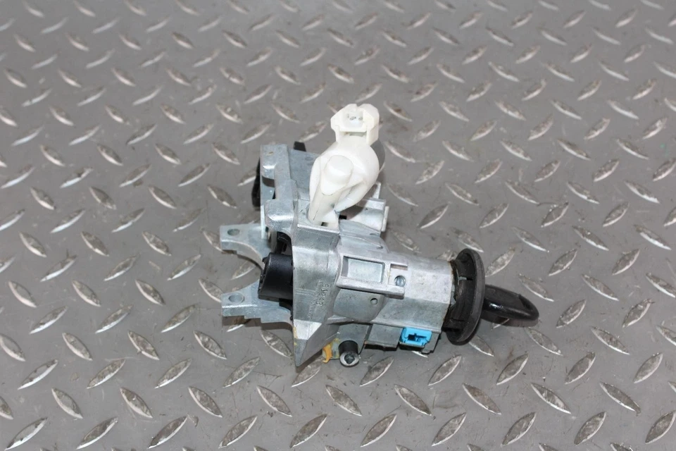 03-07 HUMMER H2 Steering Column Ignition Lock Switch Cylinder Key OEM Factory OE - Image 4 of 4