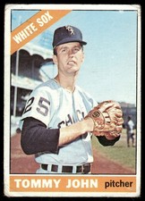1966 Topps #486 Tommy John Chicago White Sox Very Good 069682