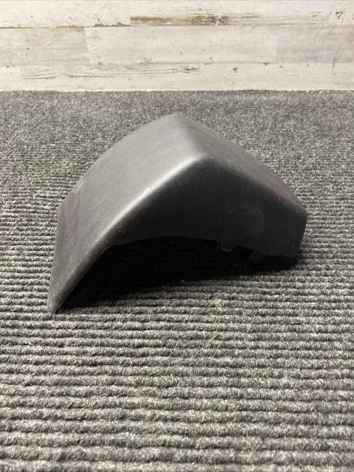 NUEVO OEM Mopar Protector de parachoques trasero derecho 04741100 Grand Cherokee Wagoneer 1993-1996 Foto 2 de 4