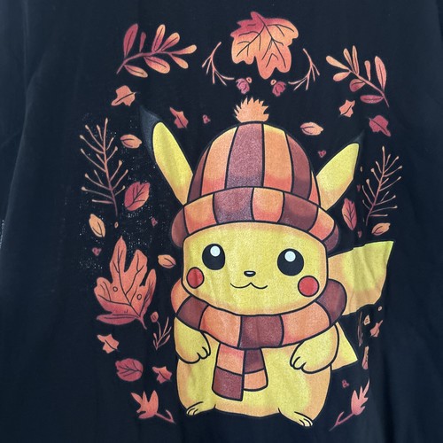 POKEMON PIKACHU FALL ELECTRIC TYPE BEANIE & SCHAL TSHIRT GR XL - Bild 2 von 4