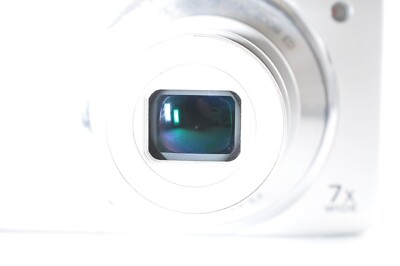 Nikon Coolpix S3400 Silver Excellent+5 Compact Digital Camera from