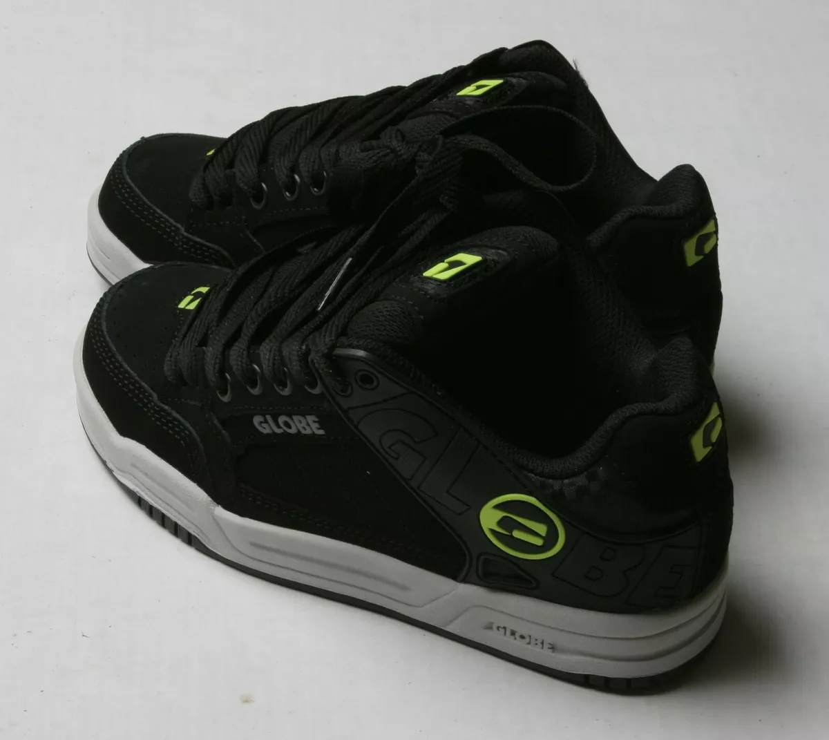 Globe tilt hotsell shoes australia