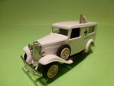 ELIGOR 1:43 CITROEN 500 KGS - AMBULANCE MUNICIPALE - BLUE CROSS - GOOD - 258