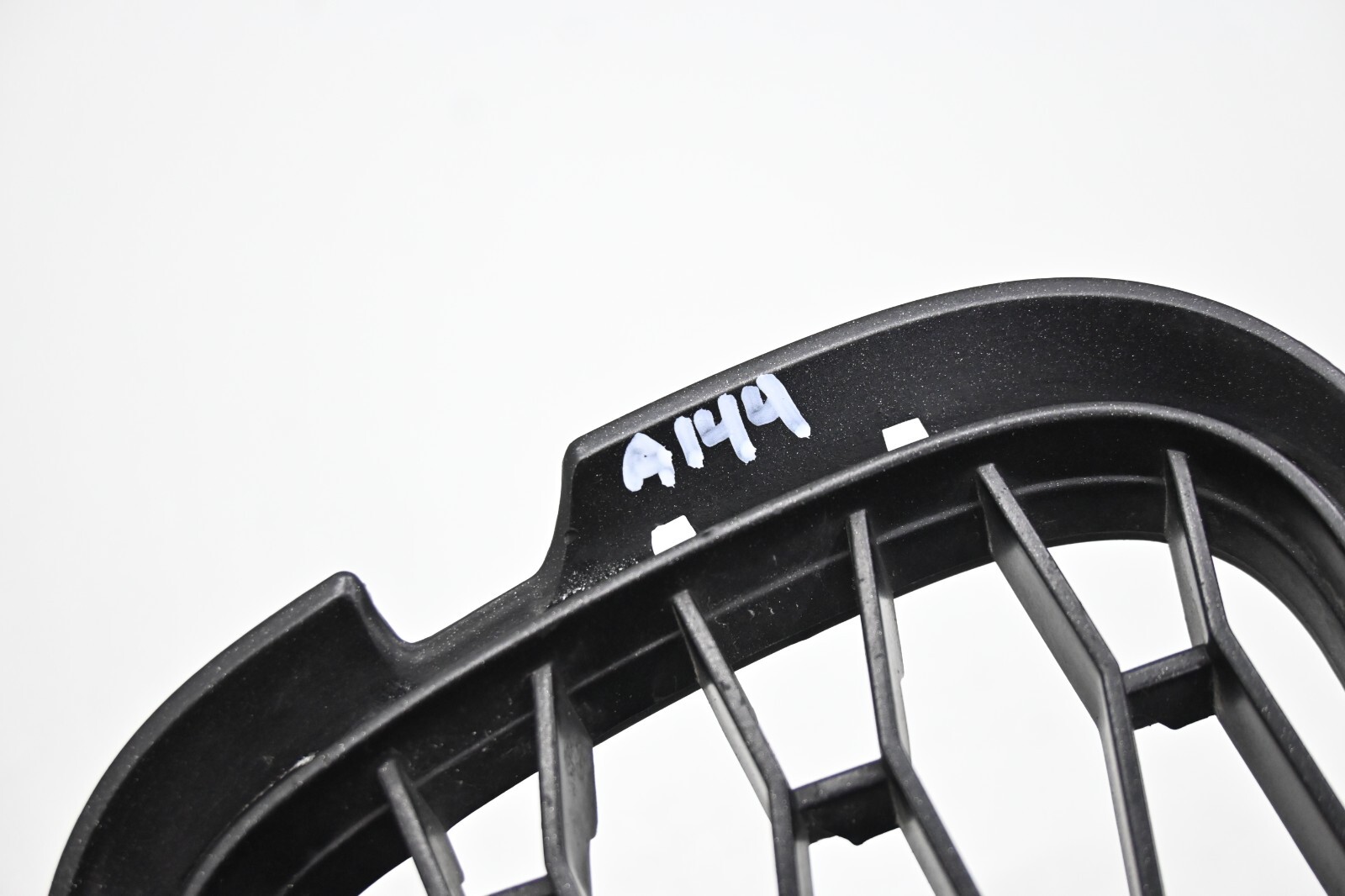 ⭐ 14-17 Maserati Quattroporte Front Right Lower Bumper Grille Molding Oem