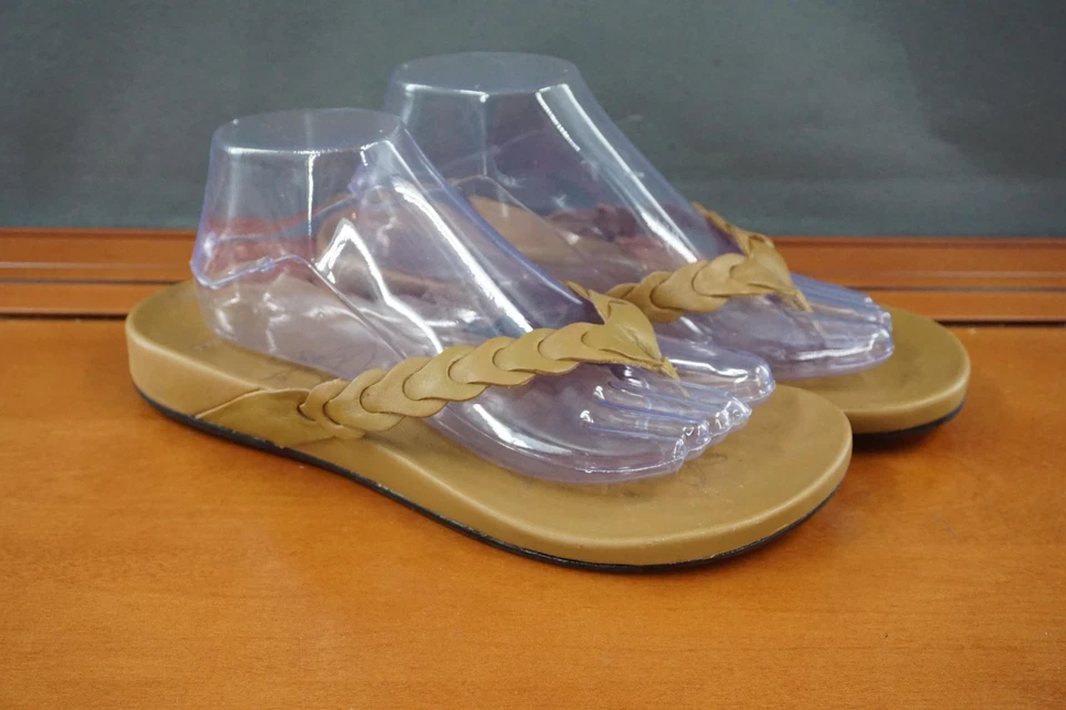 Sandálias femininas Olukai tamanho 8 couro trançado bronzeado chinelo sapatos confortáveis - Imagem 3 de 4