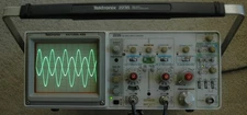 Tektronix 2235 AN/USM488 100MHz Two Channel Oscilloscope, Two Probes, Power Cord