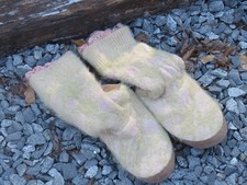 MUK LUKS High Knit Sweater Slipper Sock Boots Sz med. 7-8 Pink beige
