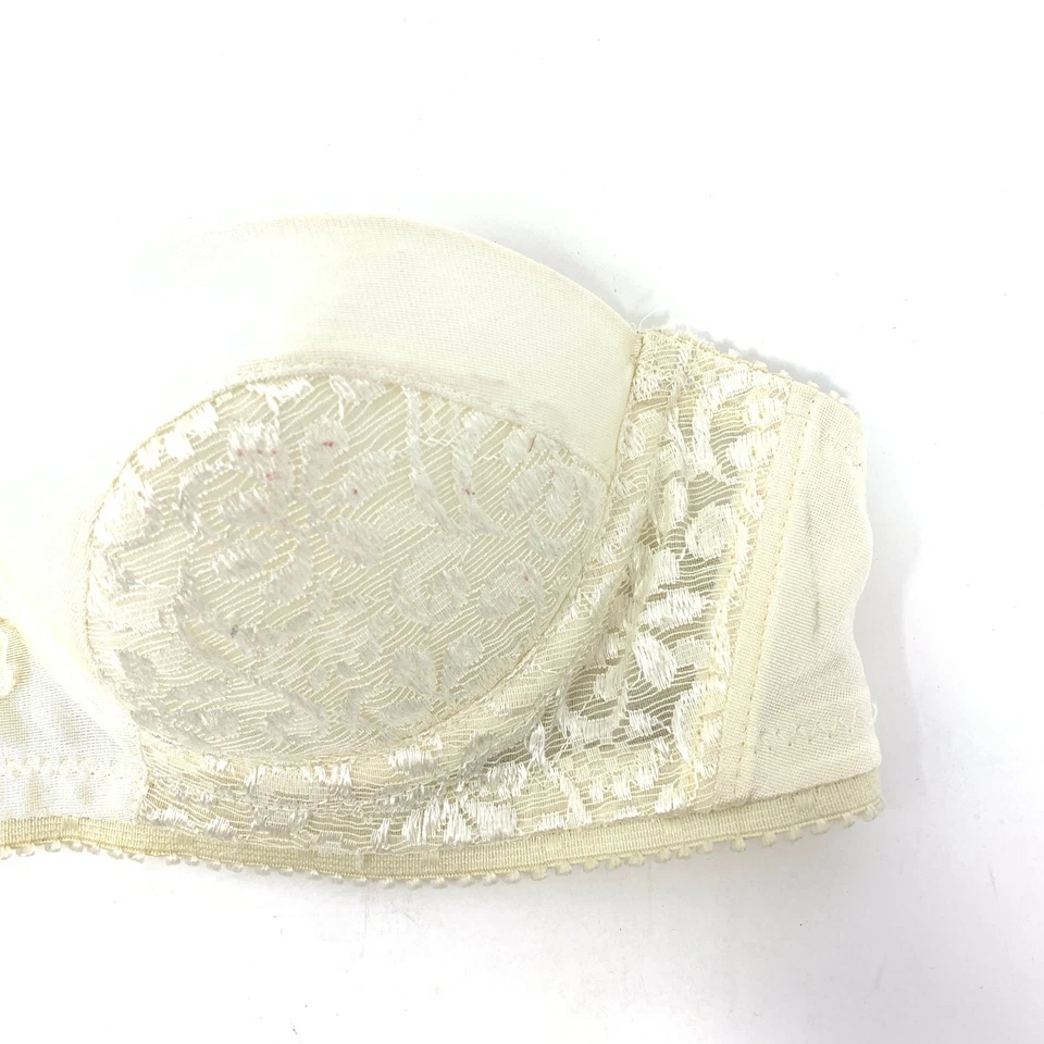 Vintage Carnival Bra Women's Sz 32B Strapless Cream Lace Lightly Lined - Image 3 of 4