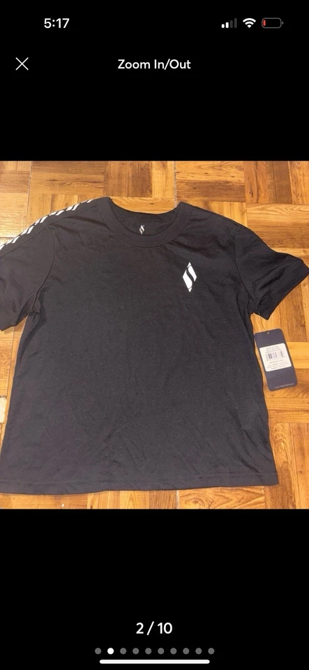 Paquete de camisetas Skechers, ROSA, Adidas y American Eagle, para mujer talla XS Foto 2 de 4