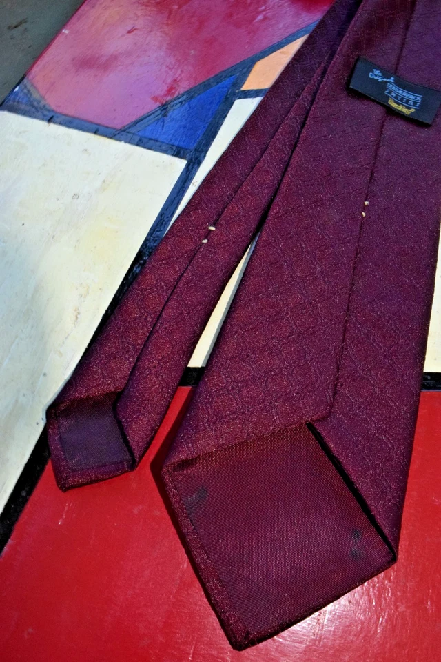 Corbata de cuello de colección Wembley cuero satinado años 60 70 granate profundo Honycombe 56 x 3,5" Foto 3 de 4