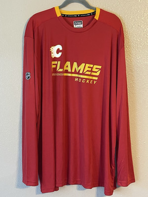 Men s 4XL NWOT Calgary Flames Fanatics Authentic Locker Room Long Sleeve Shirt