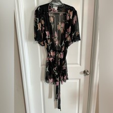 Vintage Natori Neiman Marcus Large robe with gorgeous lace detail.