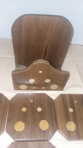 Handgefertigte Nussbaum & Eiche Holz Untersetzer 4er Set mit Ständer ca. 6" T x 4 3/4" - Bild 5 von 5