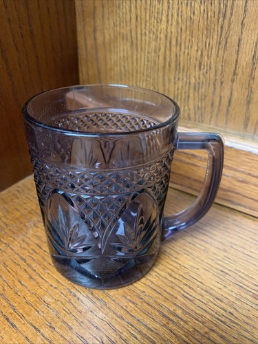 Collectible Amethyst/Lt.Purple Pressed Glass Mug/Cup-Made in USA-Hard to Find - Picture 4 of 5