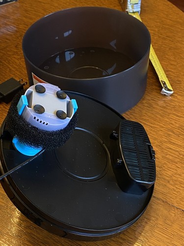 Pet Water Fountain, Automatic Pet Drinking Fountain With Filter Super Quiet! 🤫 - Picture 8 of 13