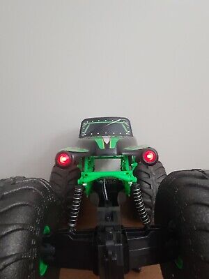  Monster Jam, Official Mega Grave Digger All-Terrain Remote Control  Monster Truck, Over 2 Ft. Tall, 1:6 Scale, Kids Toys for Boys and Girls  Ages 4-6+ : Sports & Outdoors