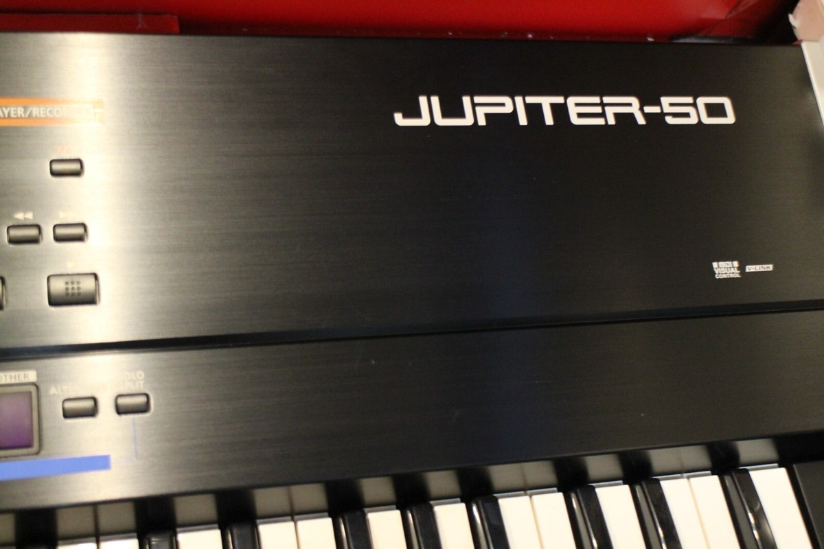 USED Roland Jupiter 50 Synthesizer Keyboard Ship from Japan USED Roland Jupiter 50 Synthesizer Keyboard Ship from Japan
