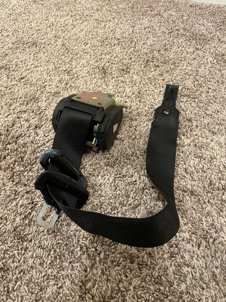 BMW M3 1998 cinturón de seguridad delantero pasajero Foto 2 de 4