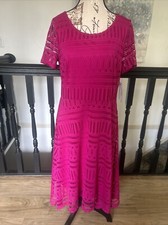 Dana Buchman Dress Womens Medium Pink Lace Lined Midi Length Stretch Knit New