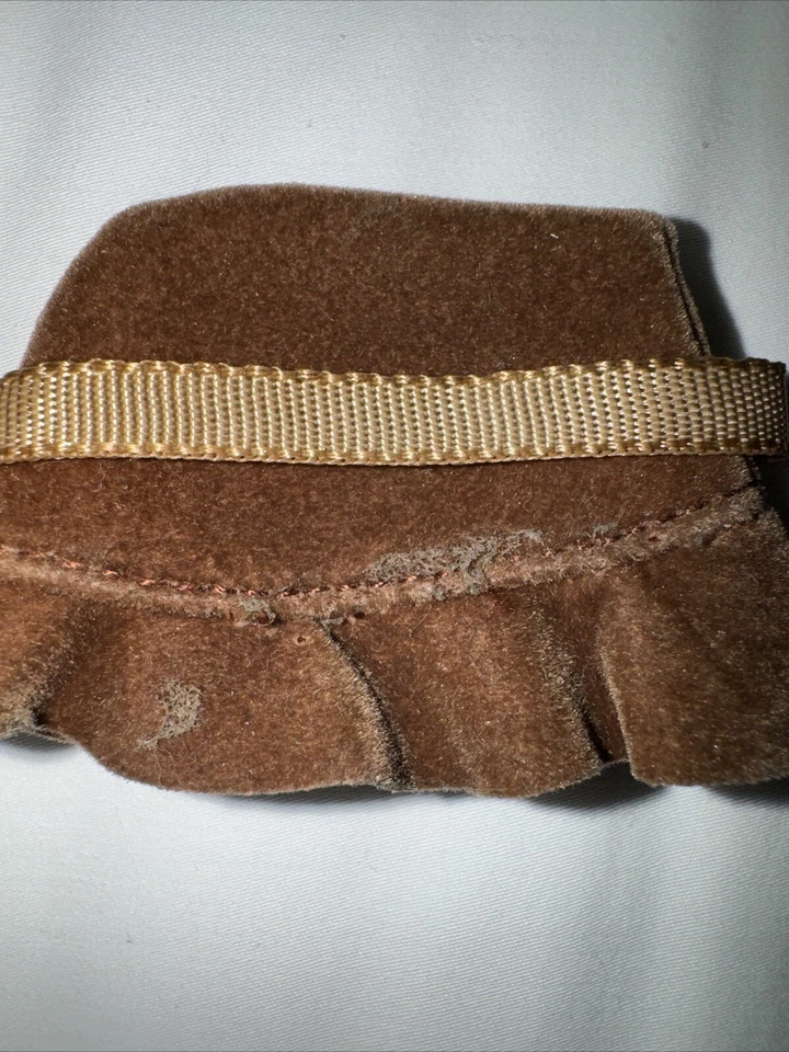 SOMBRERO MUÑECA BARBIE MARRÓN VINTAGE AÑOS 50 ESTILO MUÑECA BARBIE ACCESORIO Foto 3 de 4