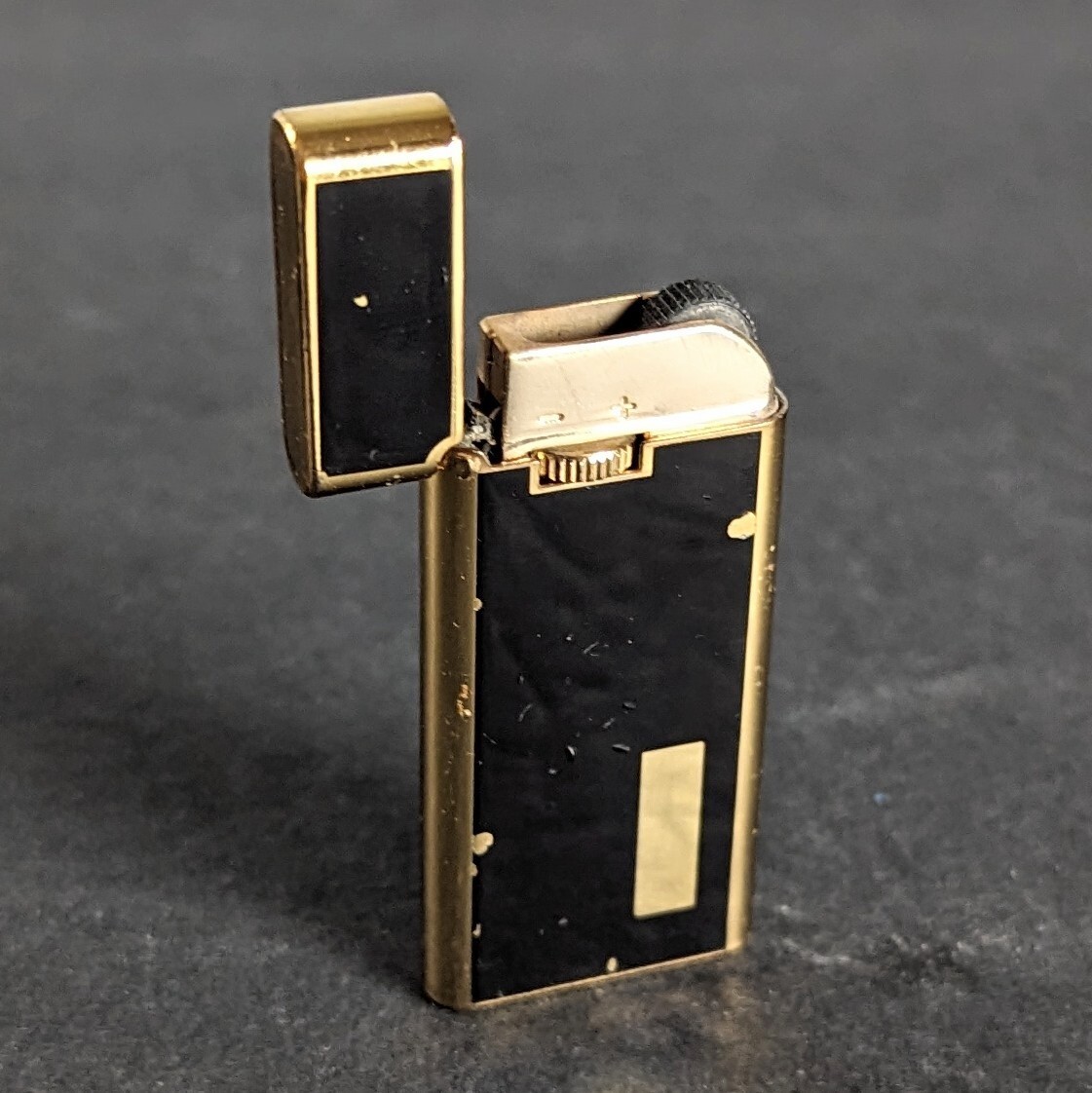* vintage flame ❀ 模様入り ゴールドフレーム (b) Vintage Flamex Enamel Gold Tone Lighter Made In Japan. RARE