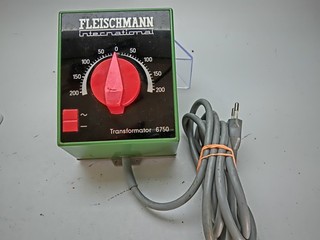 Fleischmann 6750 Modellbahn Transformator Trafo MSF Gleichstrom geprüft